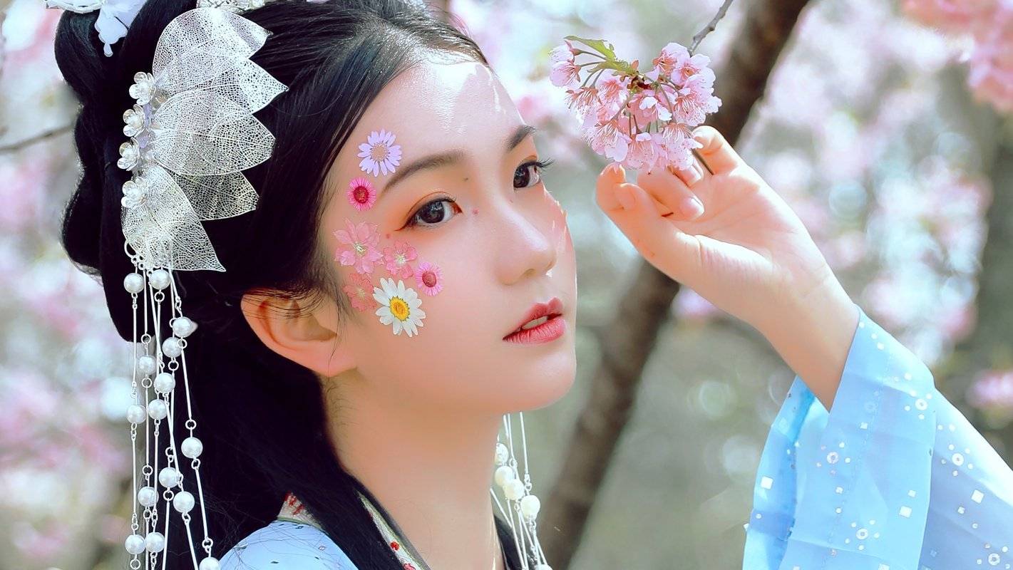 韩剧《春川来信》封面